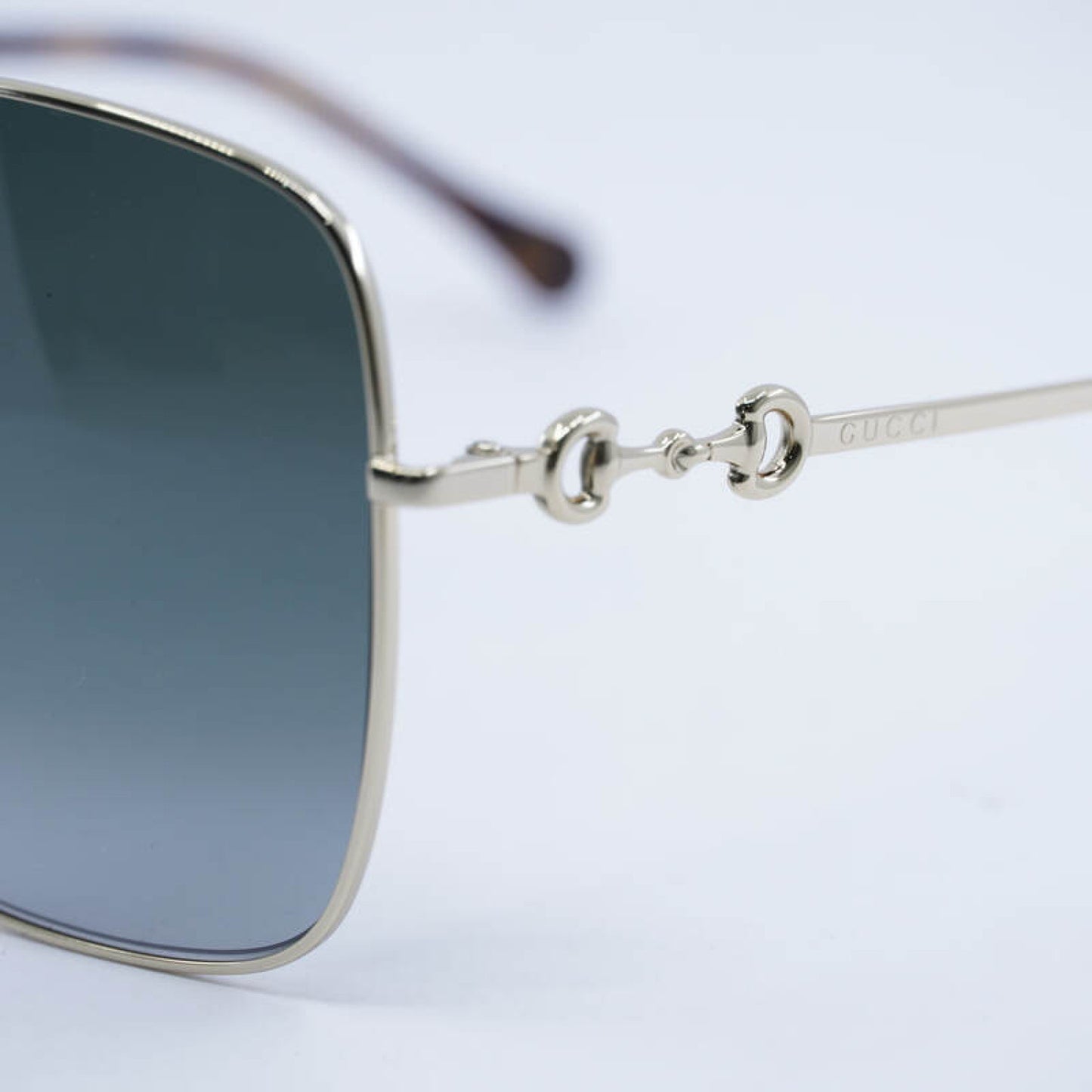 Lentes de Sol Gucci GG0879S 001 61-18-140