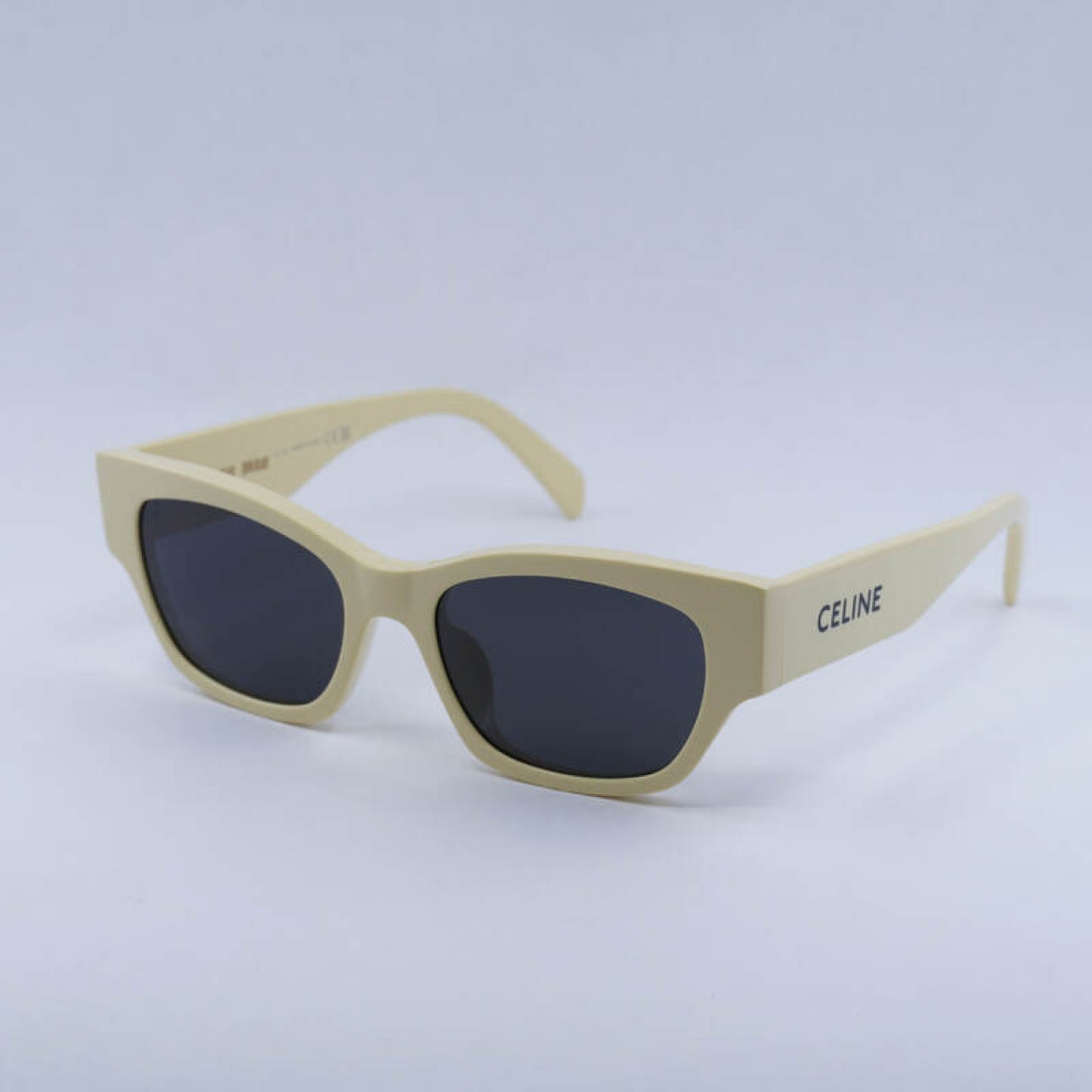 Lentes de Sol Celine CL40197U 39A 54-18-145