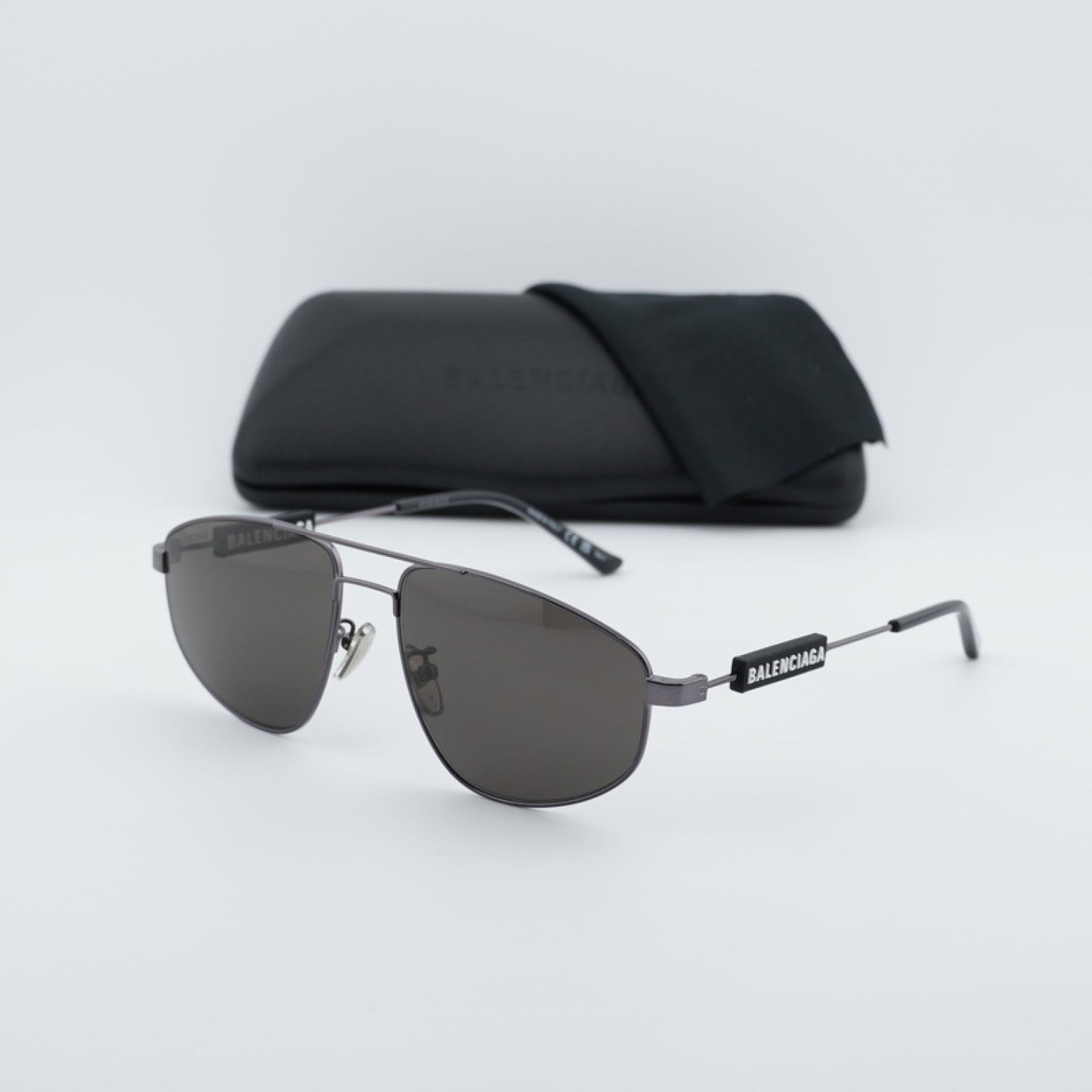 Lentes de Sol Balenciaga BB0115S 001 59-17-145