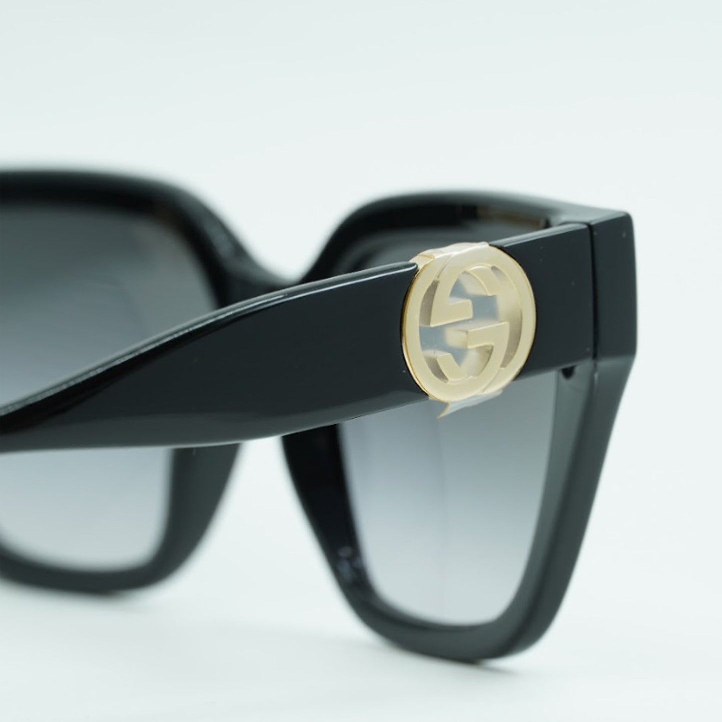 Lentes de Sol Gucci GG1023S 008 54-17-140