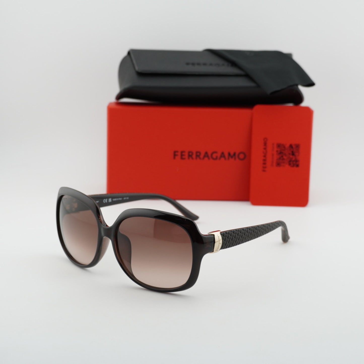 Lentes de Sol Salvatore Ferragamo SF739SA 210 59-15-135