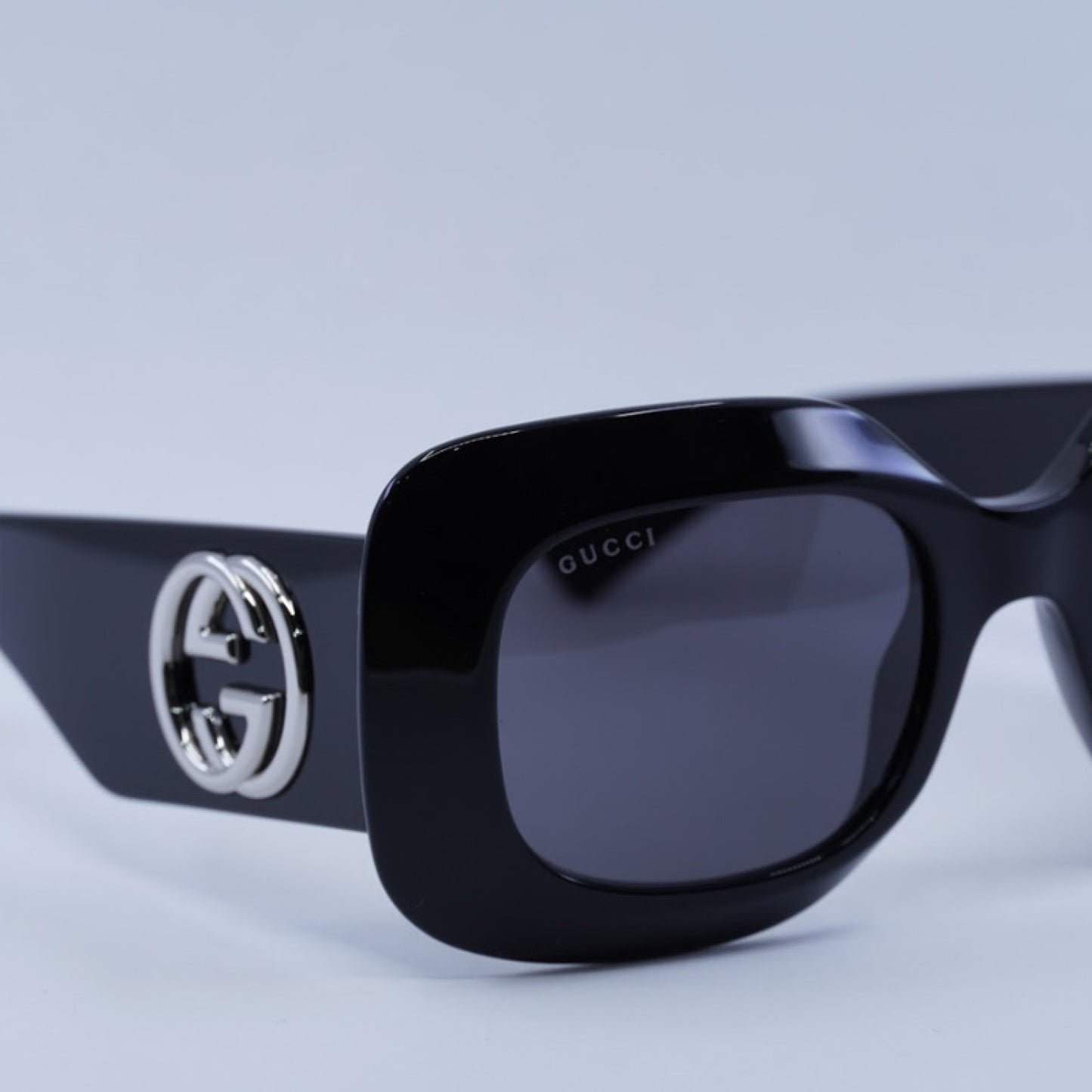 Lentes de Sol Gucci GG1695S 001 51-21-140