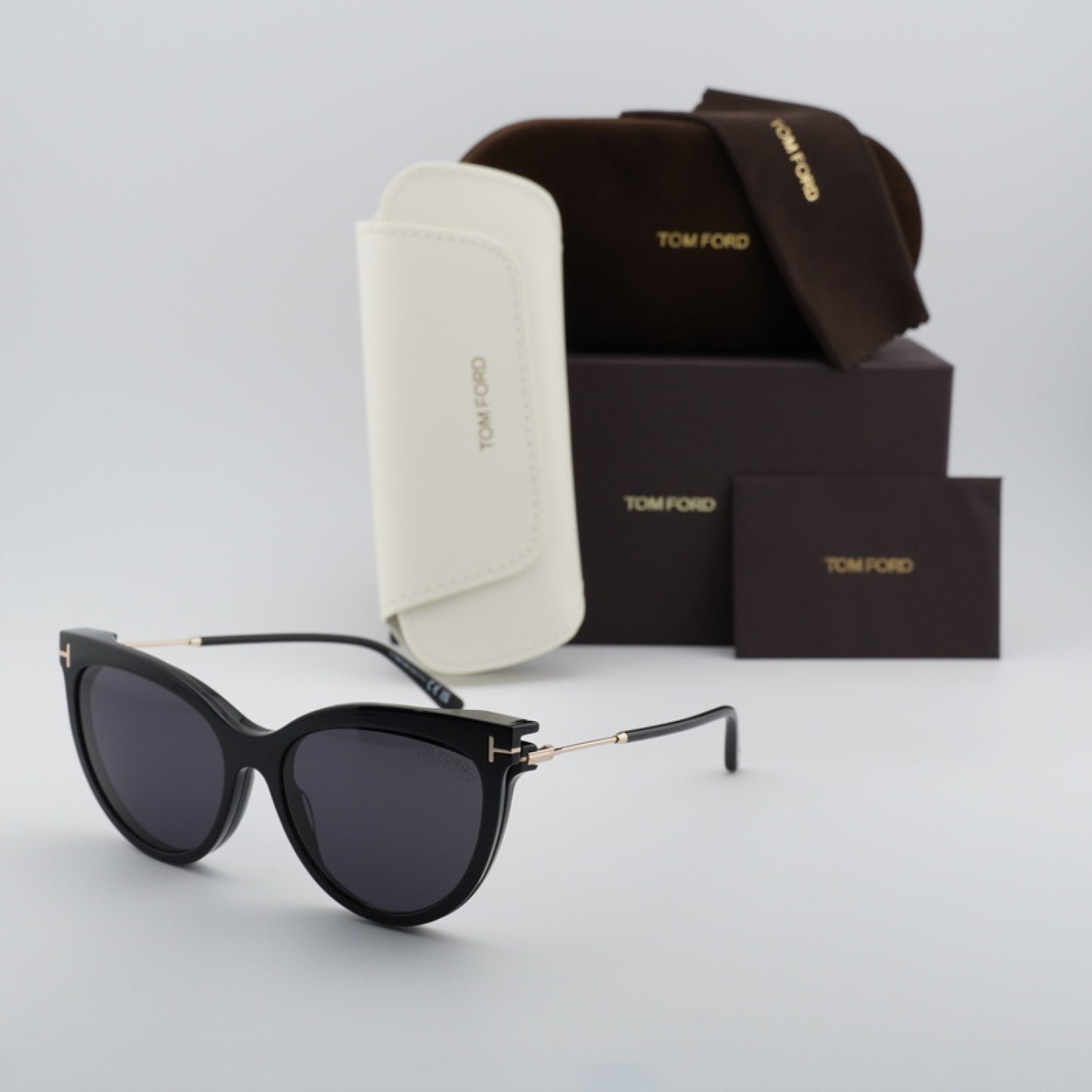 Armazón Oftálmico Tom Ford FT5994-B 001 56-16-140