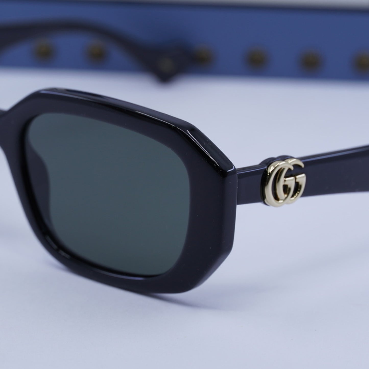 Lentes de Sol Gucci GG1535S 001 54-20-140