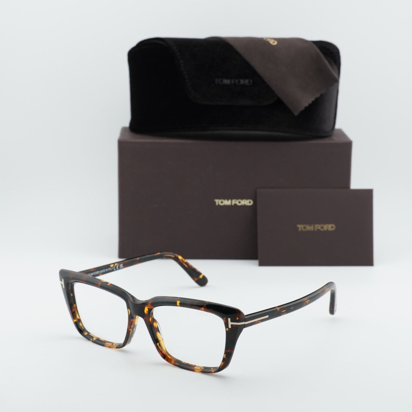 Armazón Oftálmico Tom Ford FT5894-B 052 56-16-140
