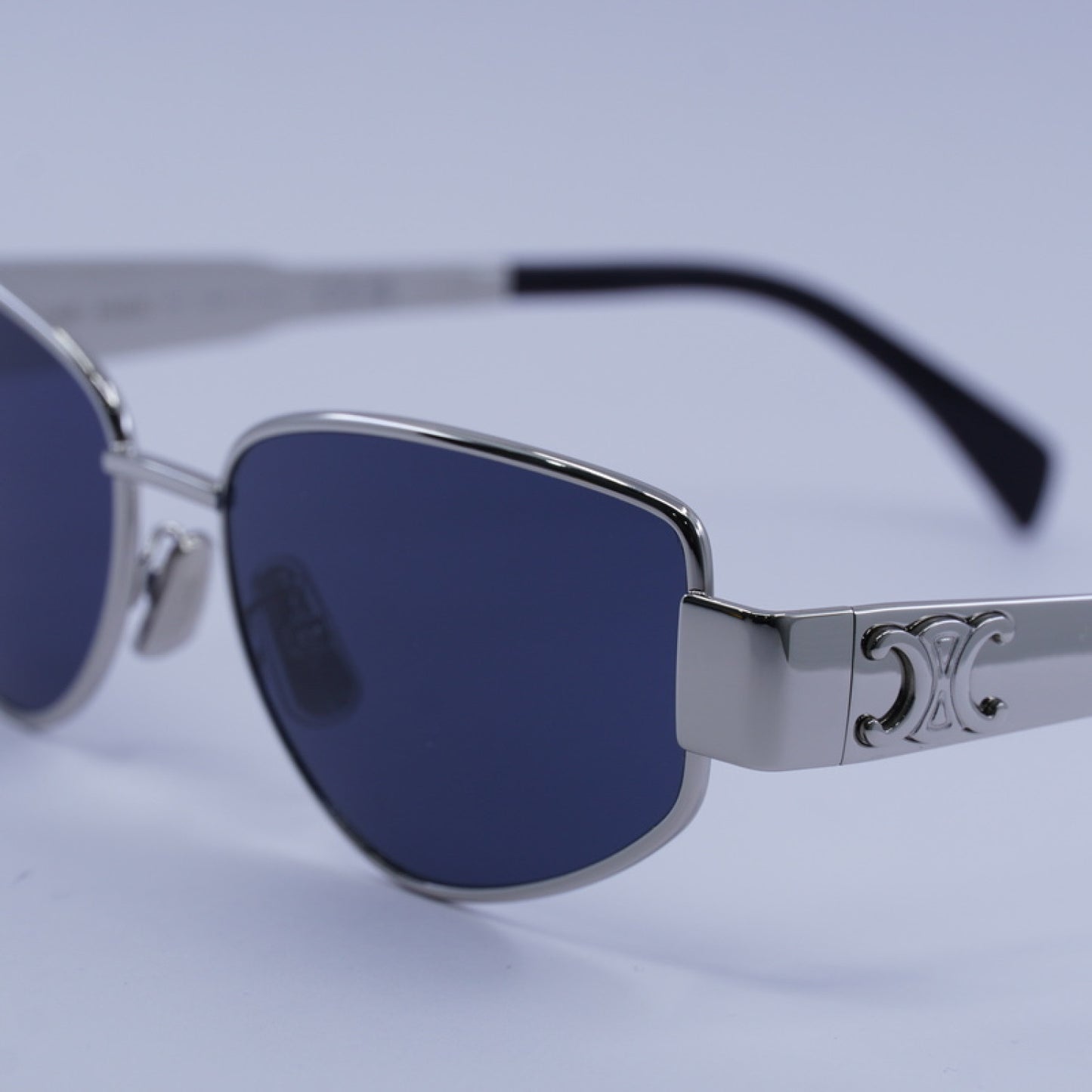 Lentes de Sol Celine CL40293U 16V 55-16-140