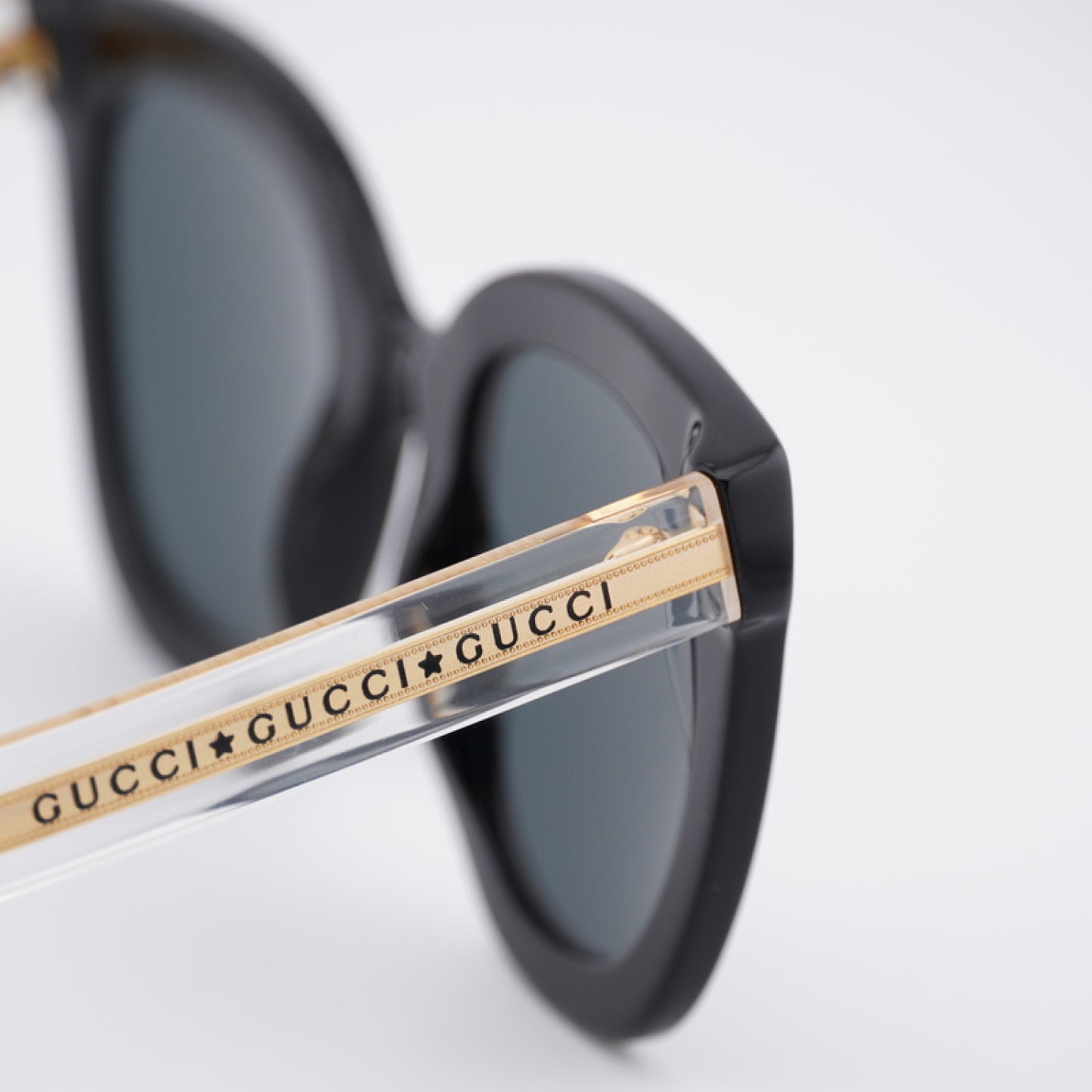 Lentes de Sol Gucci GG0564SN 001 51-26-145