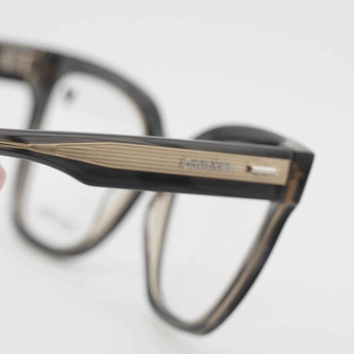 Armazón Oftálmico Calvin Klein CK23543 023 54-17-140