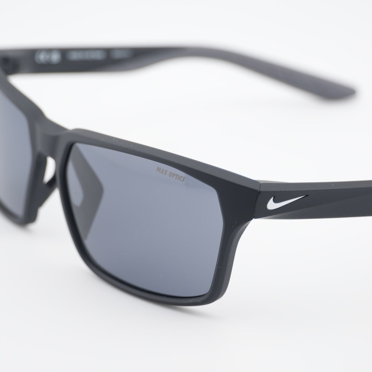 Lentes de Sol Nike NIKE MAVERICK RGE N IF2488X 010 59-15-145