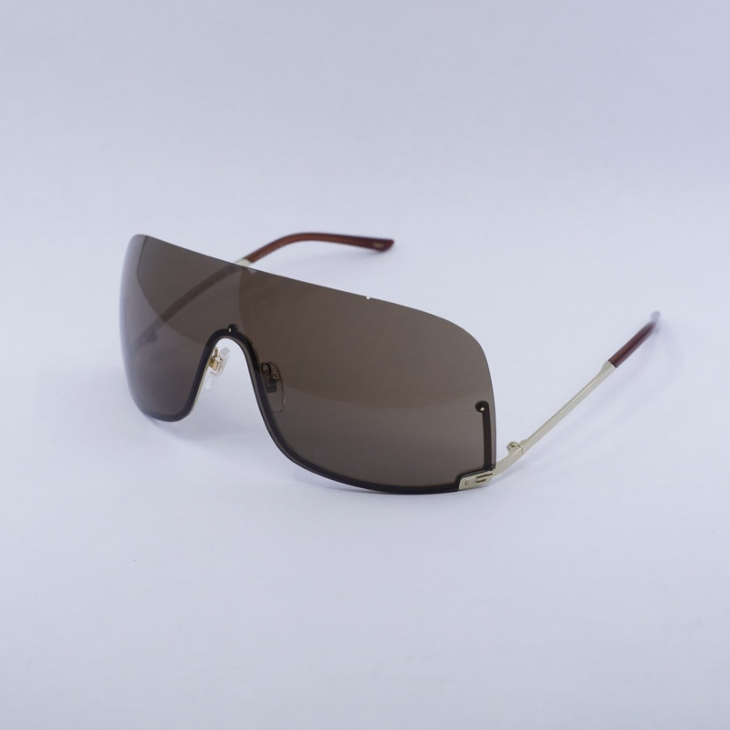 Lentes de Sol Gucci GG1560S 002 99-1-115
