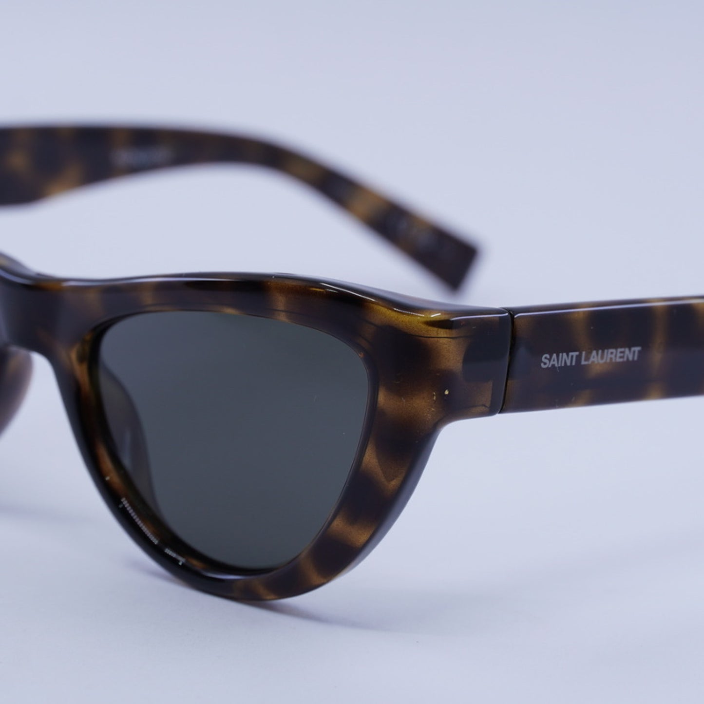 Lentes de Sol Saint Laurent SL676 003 53-19-145