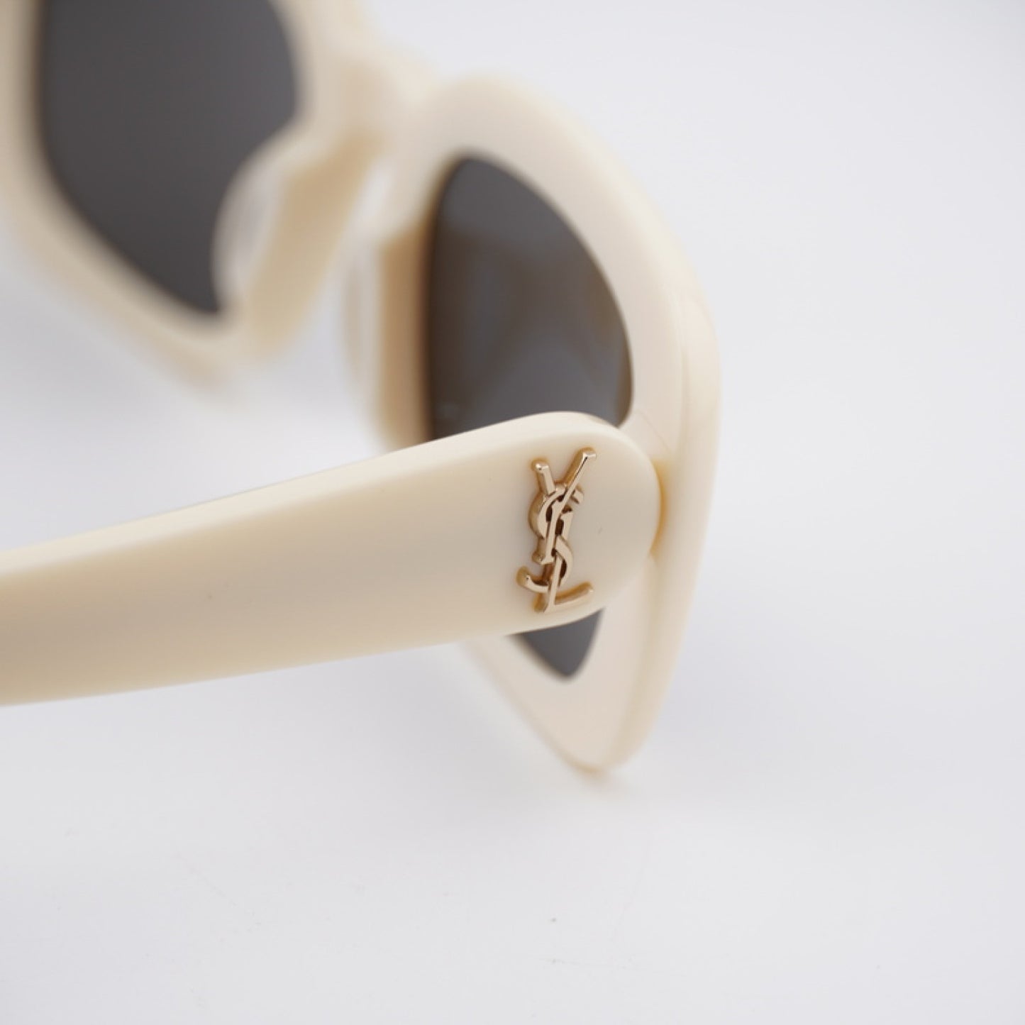 Lentes de Sol Saint Laurent SL M130 007 53-21-140