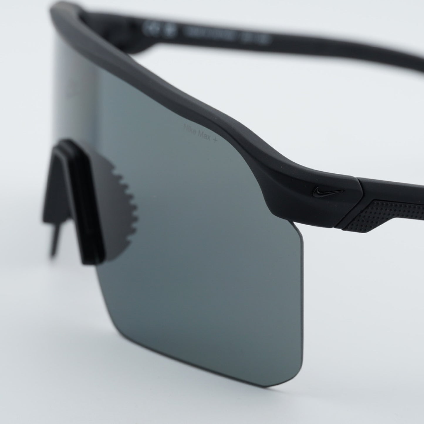 Lentes de Sol Nike NIKE EXPEDITION SHIELD P N IW5873X 010 61-18-140