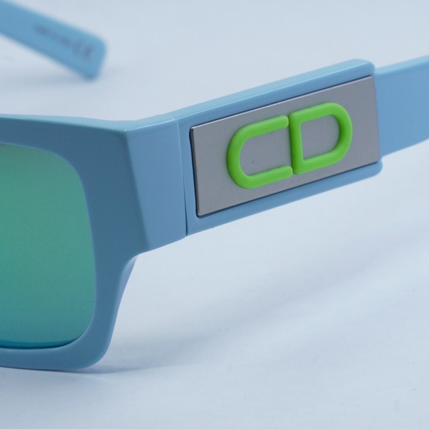 Lentes de Sol Dior CD SU 80C7 55-15-140