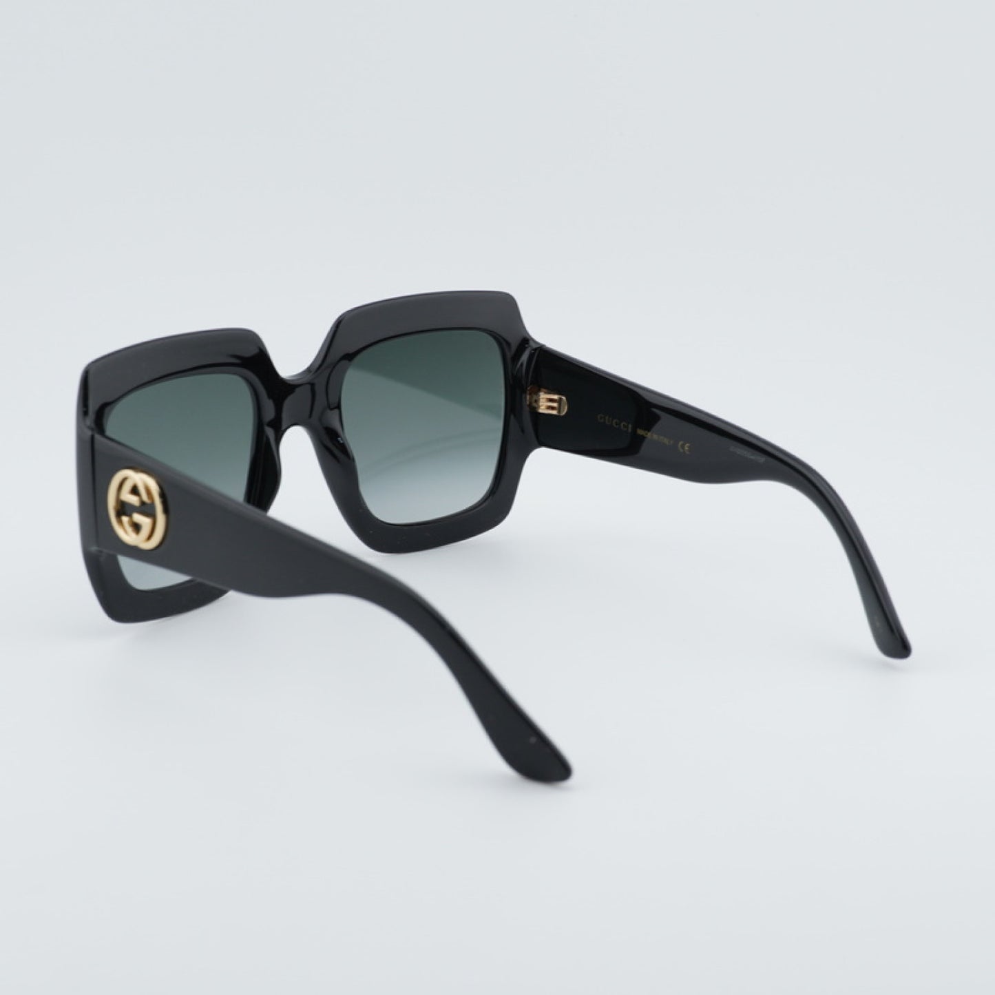 Lentes de Sol Gucci GG0053S 001 54-25-140
