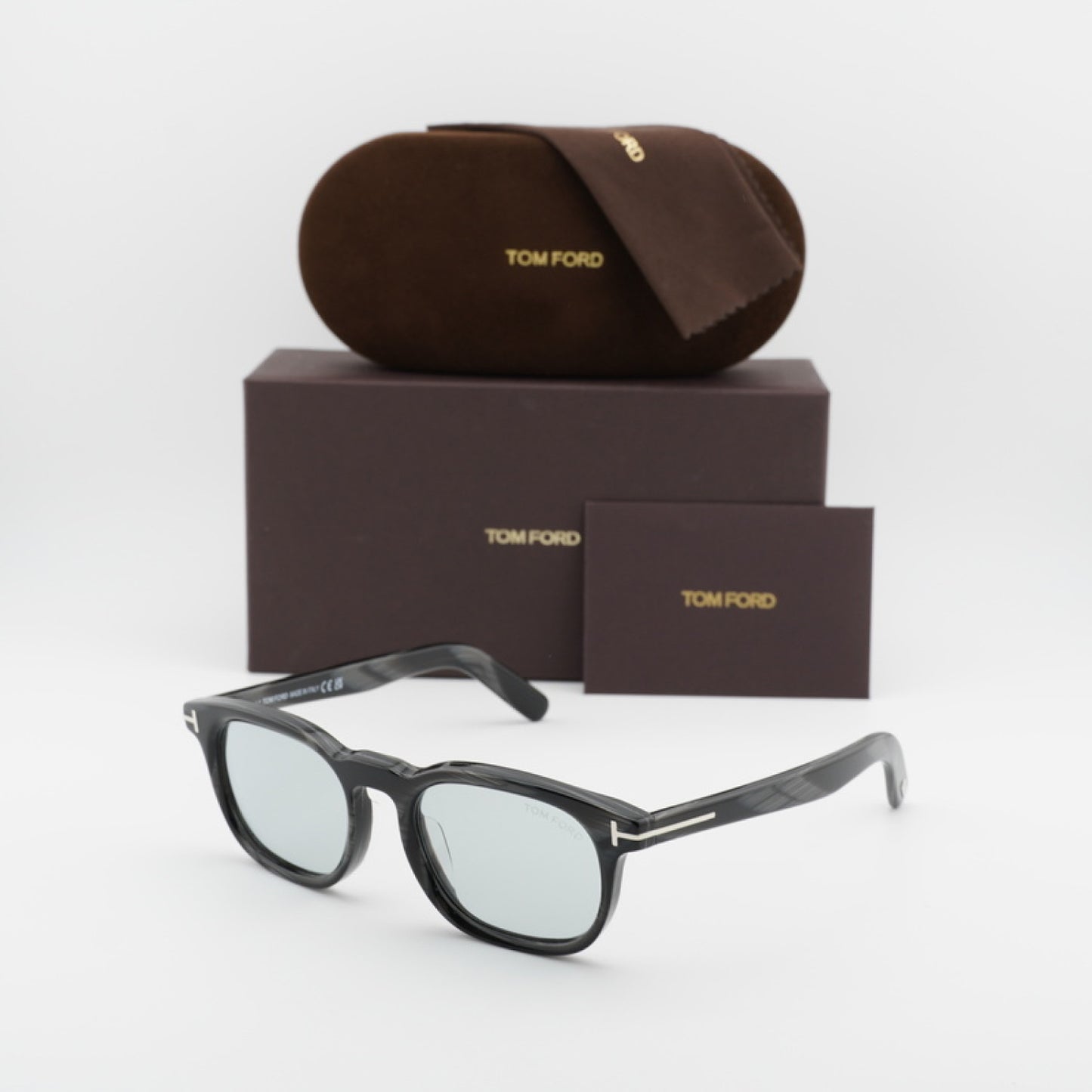 Lentes de Sol Tom Ford FT1122-D 63A 52-20-145