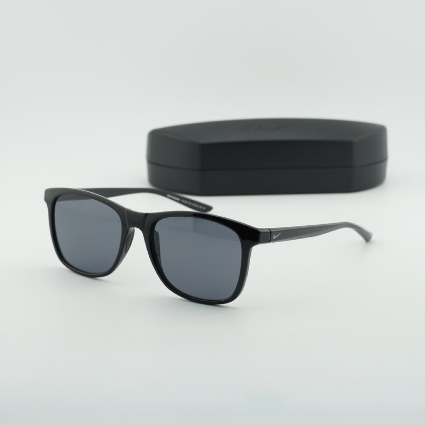Lentes de Sol Nike EV1199 001 55-18-145