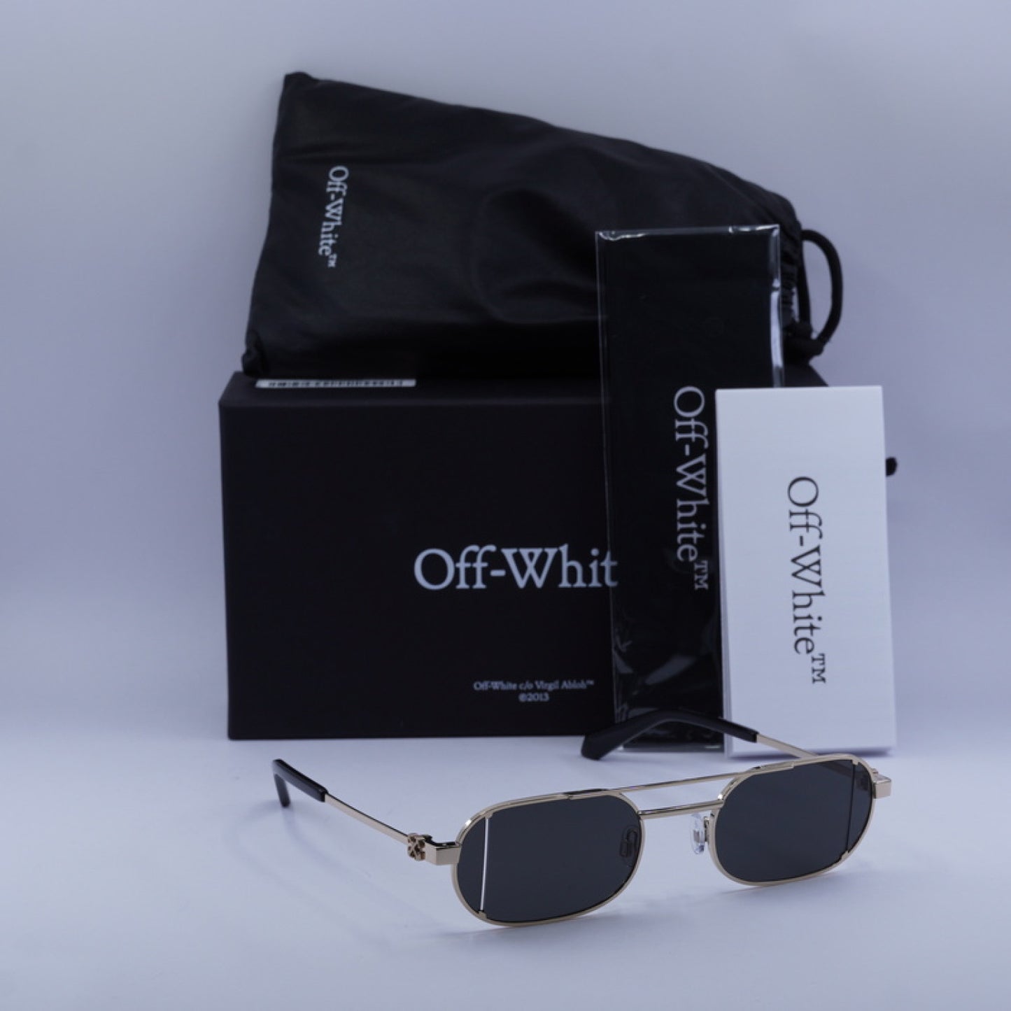 Lentes de Sol Off-White OERI14H LYNN 7606 52-22-145