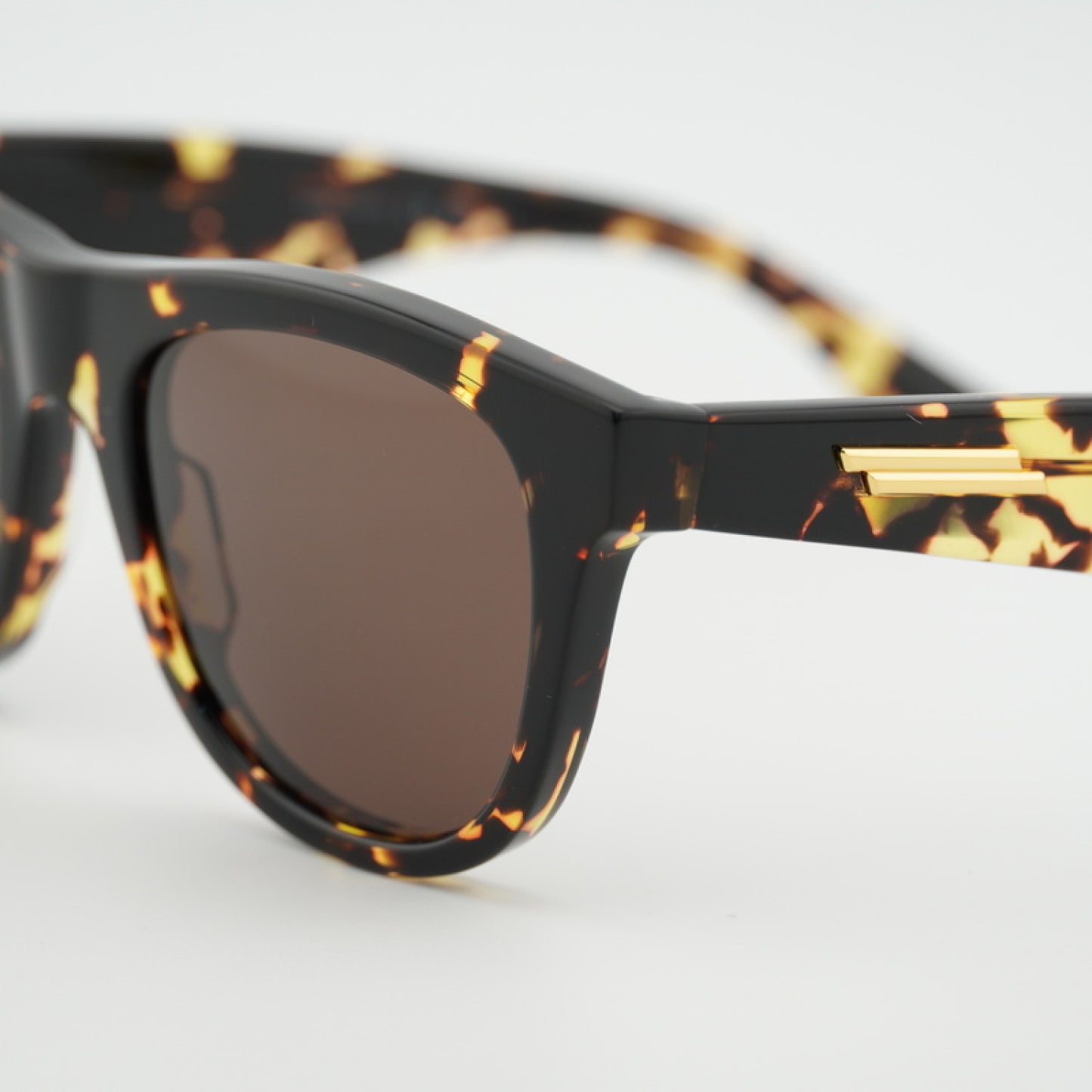 Lentes de Sol Bottega Veneta BV1001S 002 52-21-145