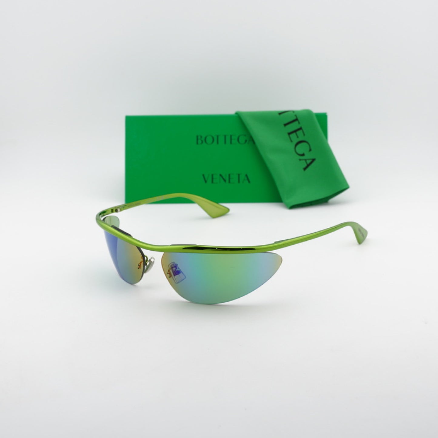 Lentes de Sol Bottega Veneta BV1174S 003 73-16-130
