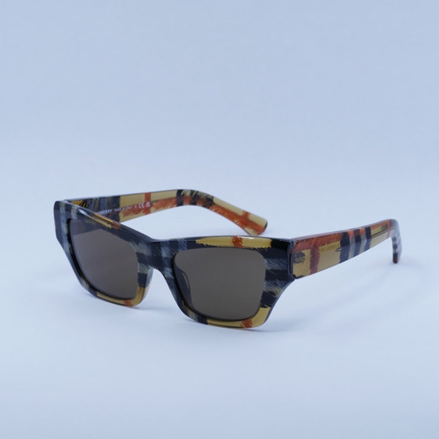 Lentes de Sol Burberry BE4441U 414673 52-19-140