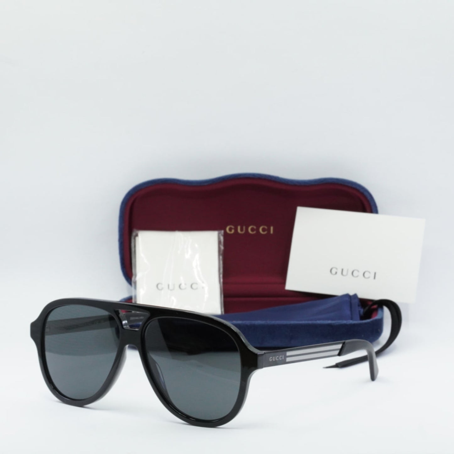 Lentes de Sol Gucci GG0688S 001 59-14-145
