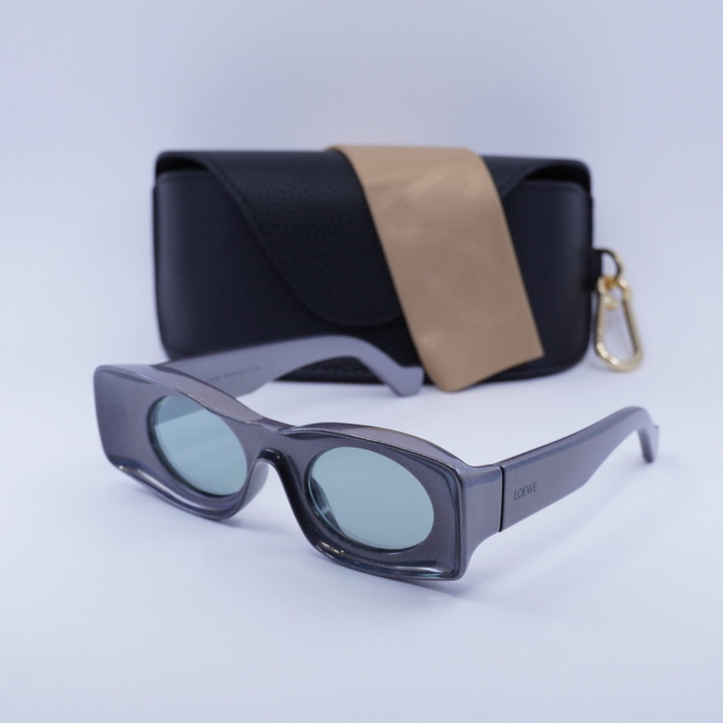 Lentes de Sol Loewe LW40033I 05X 49-23-145