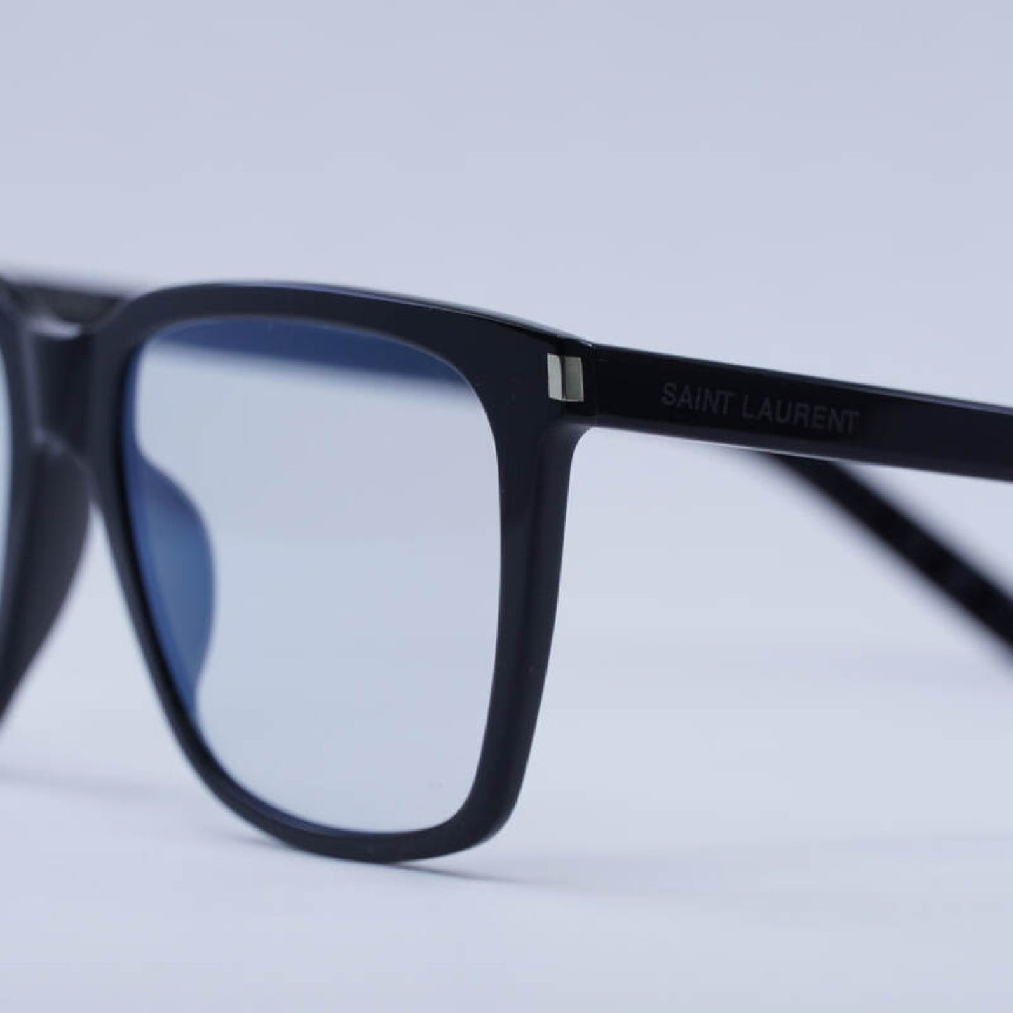 Lentes de Sol Saint Laurent SL717SLIMSUN 001 54-18-145