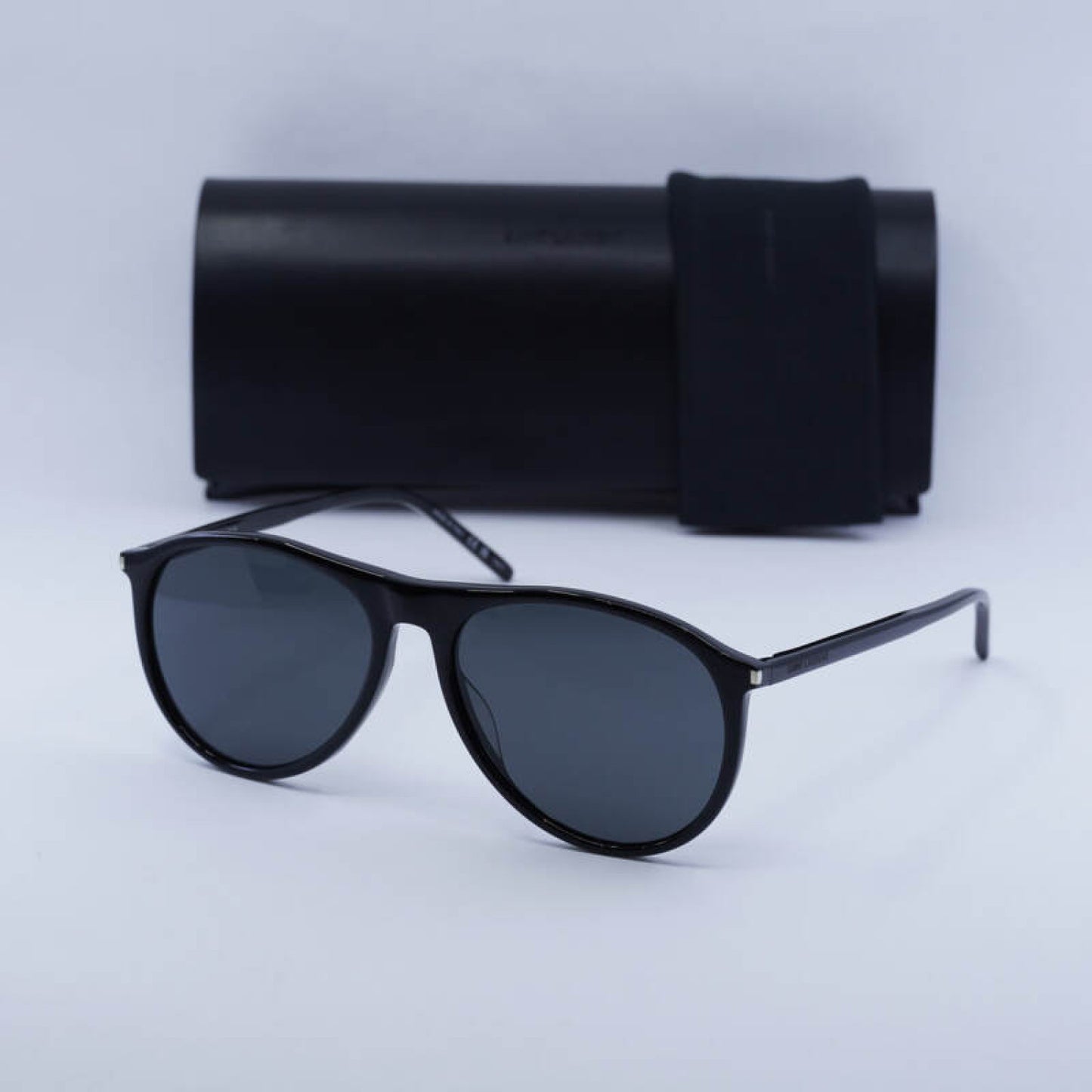 Lentes de Sol Saint Laurent SL667 001 56-16-145