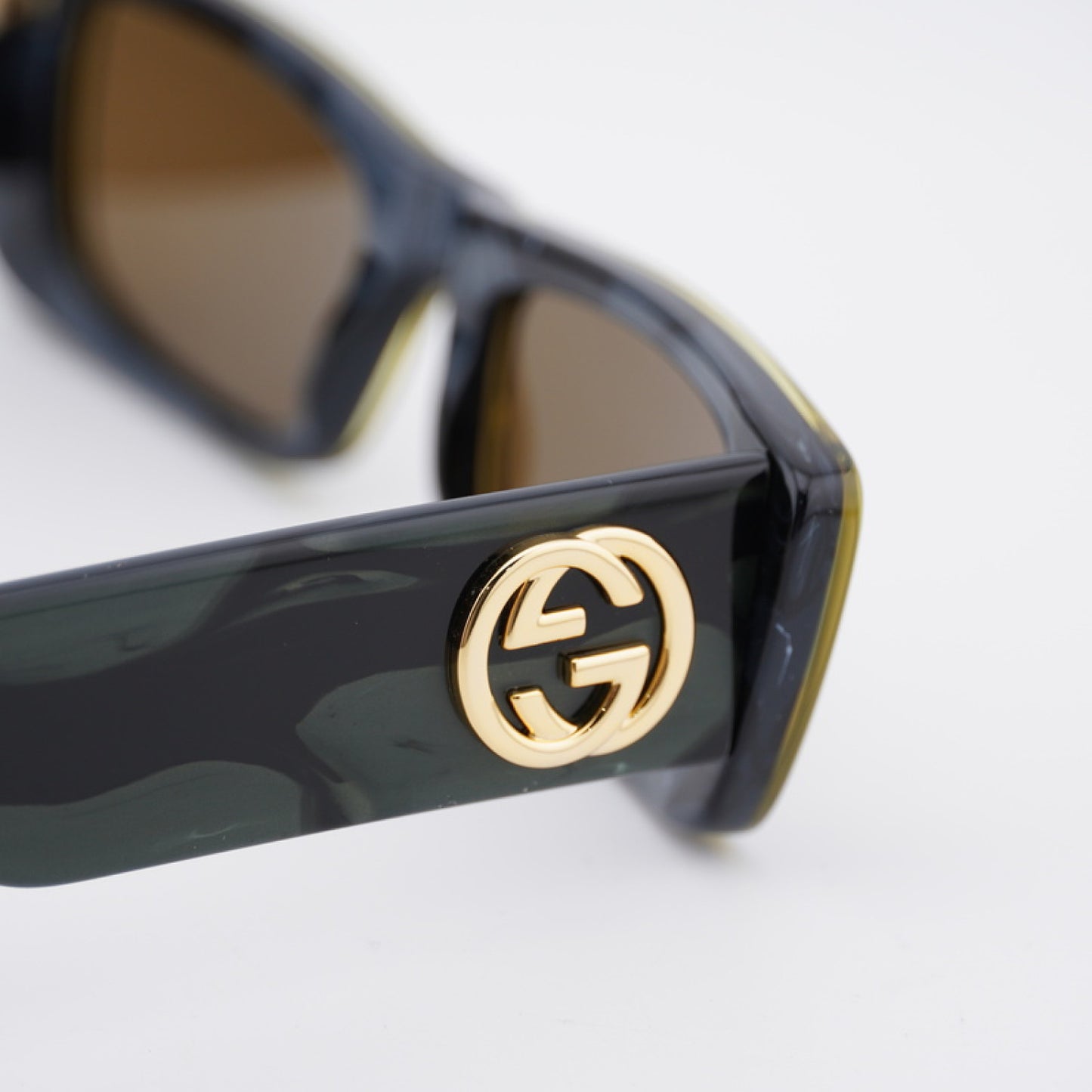 Lentes de Sol Gucci GG0516S 014 52-20-145