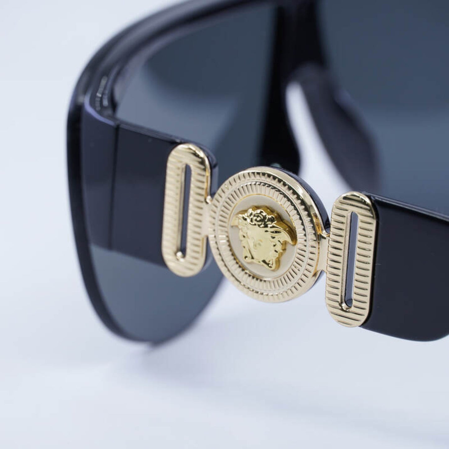 Lentes de Sol Versace VE4391 GB1/87 48-148-140