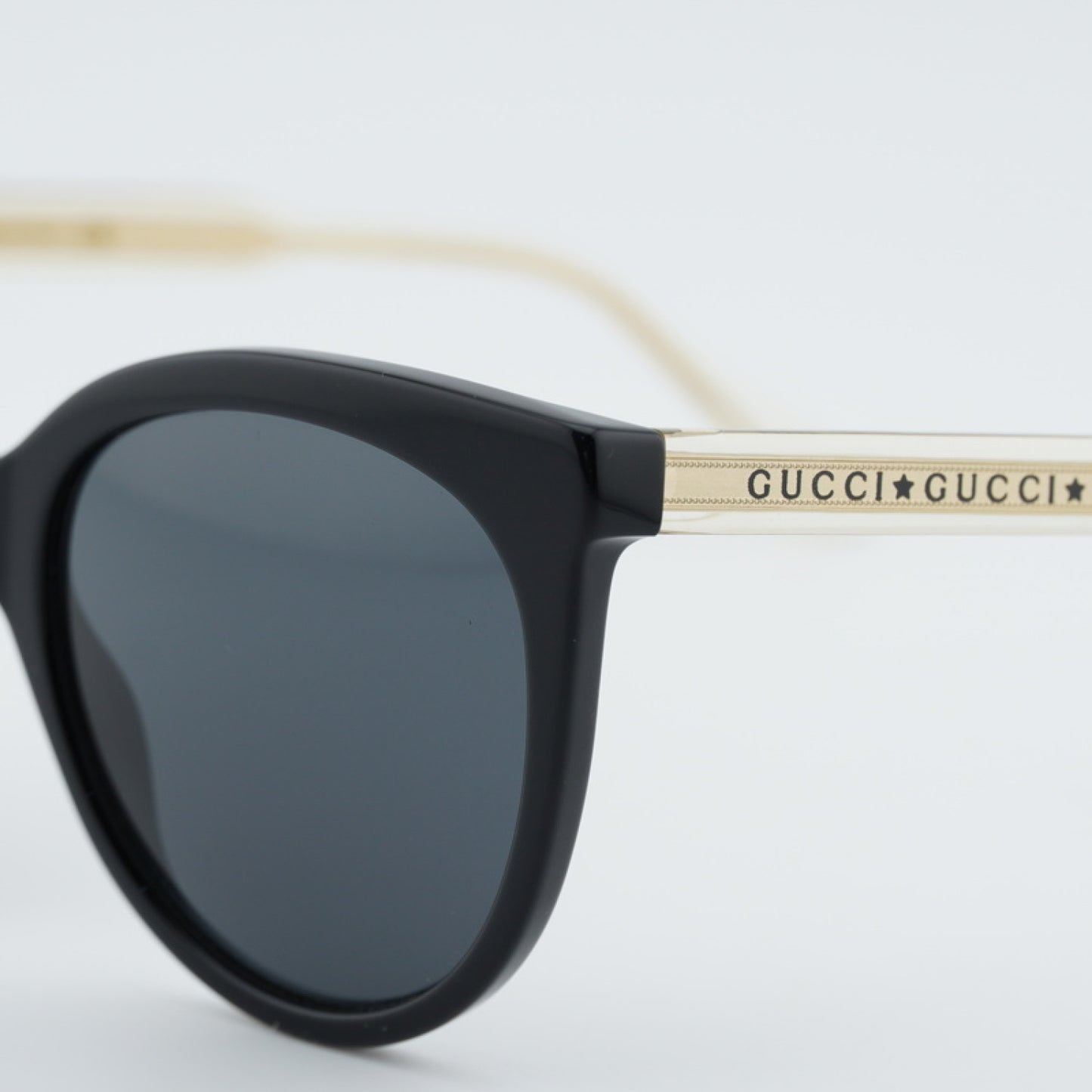Lentes de Sol Gucci GG0565S 001 54-19-145