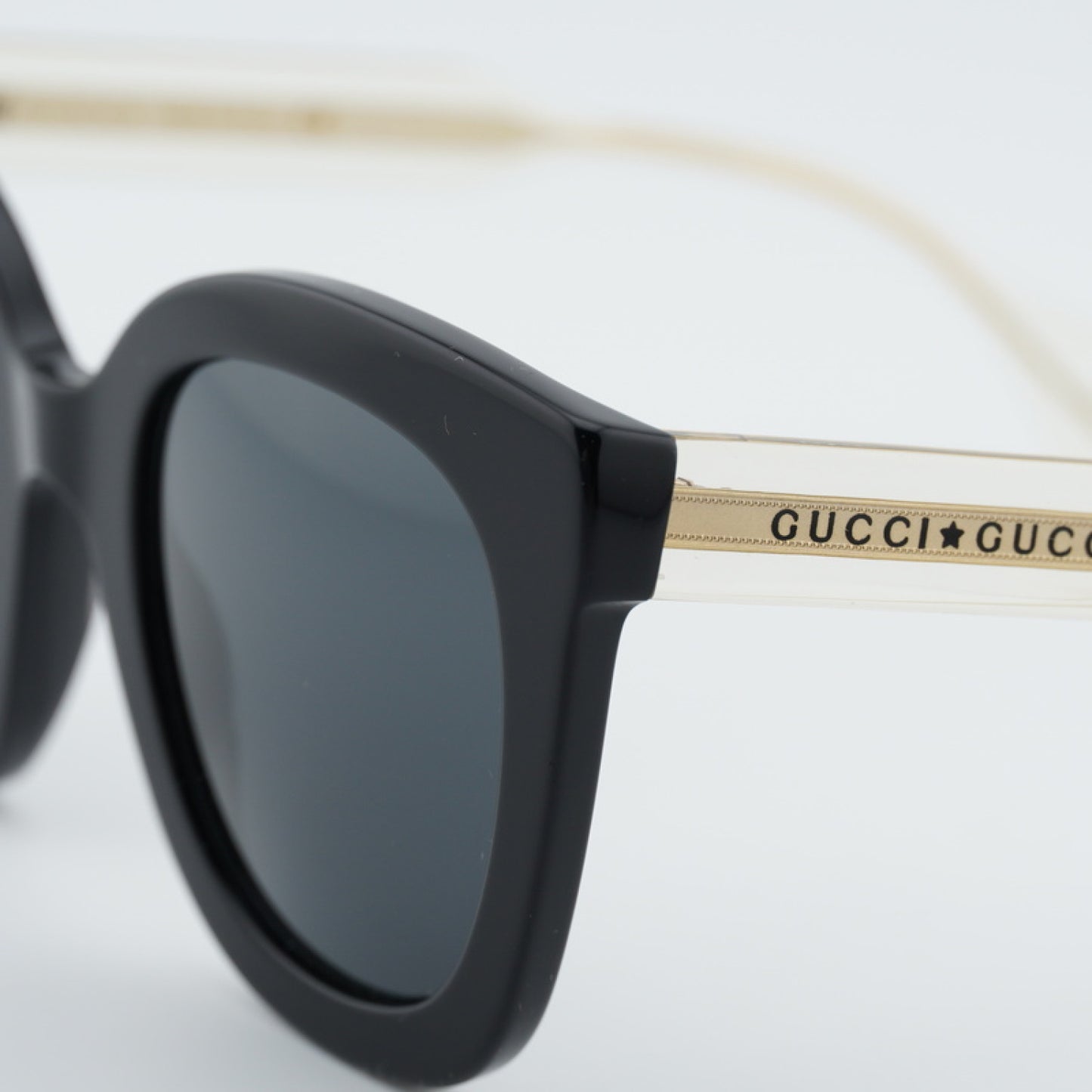 Lentes de Sol Gucci GG0564S 001 51-26-145