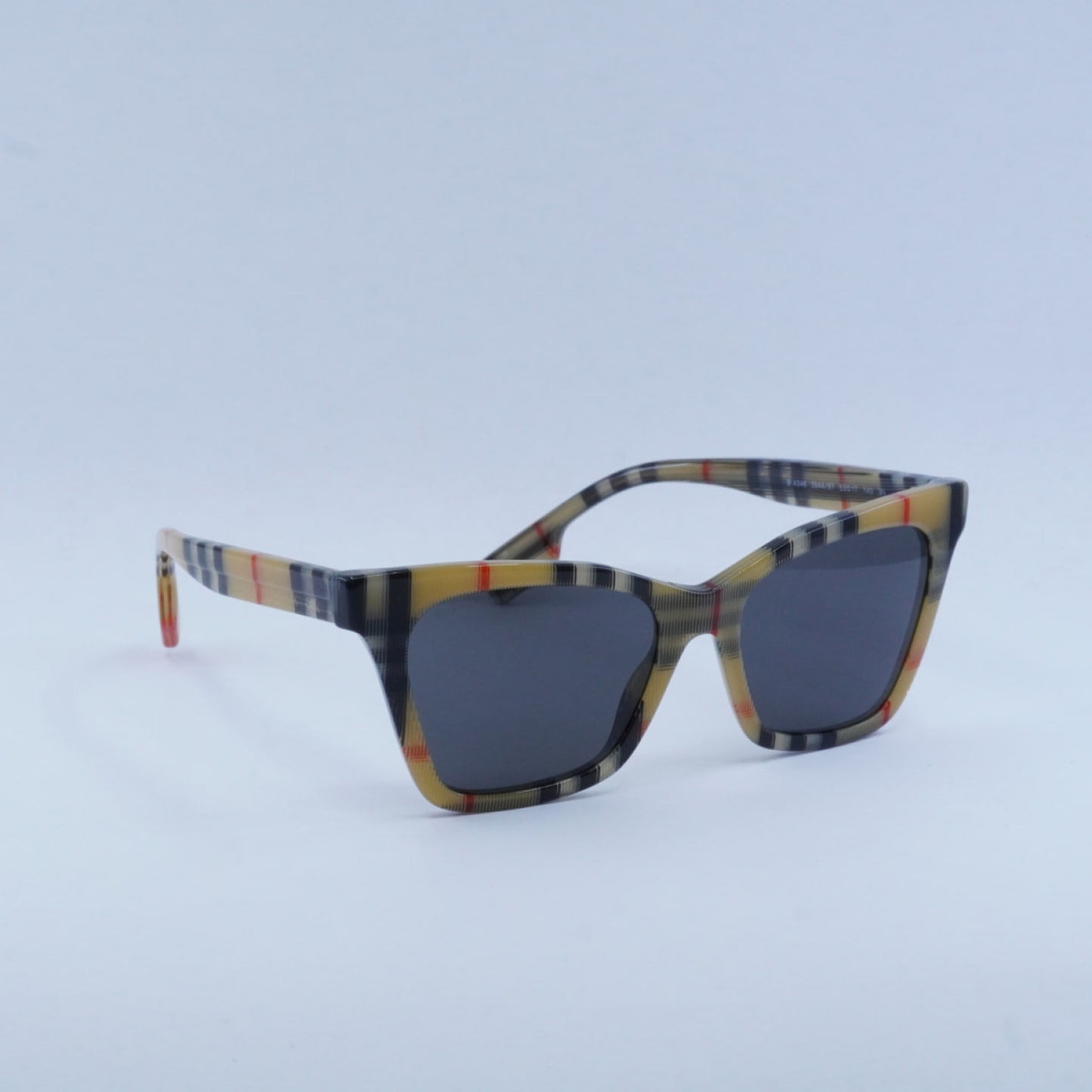 Lentes de Sol Burberry BE4346 394487 53-17-140
