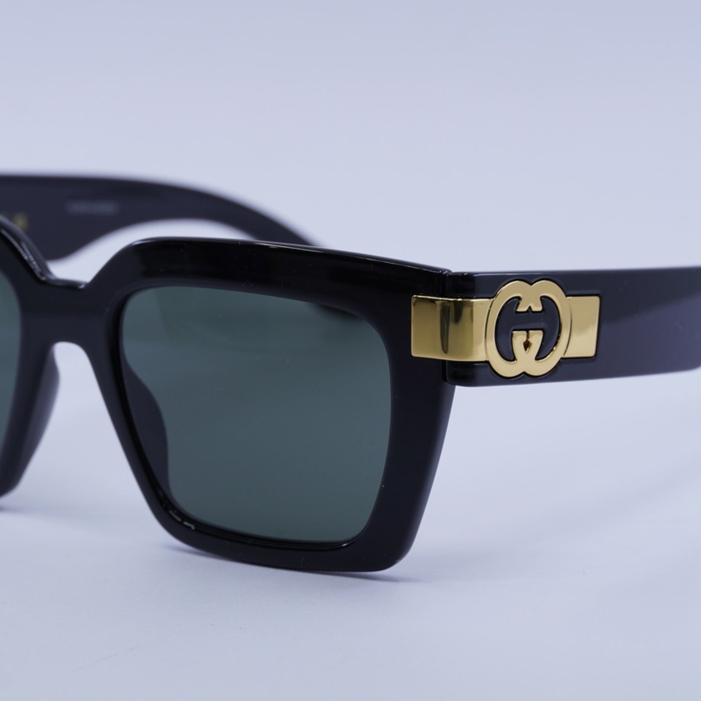 Lentes de Sol Gucci GG1689S 001 54-19-145