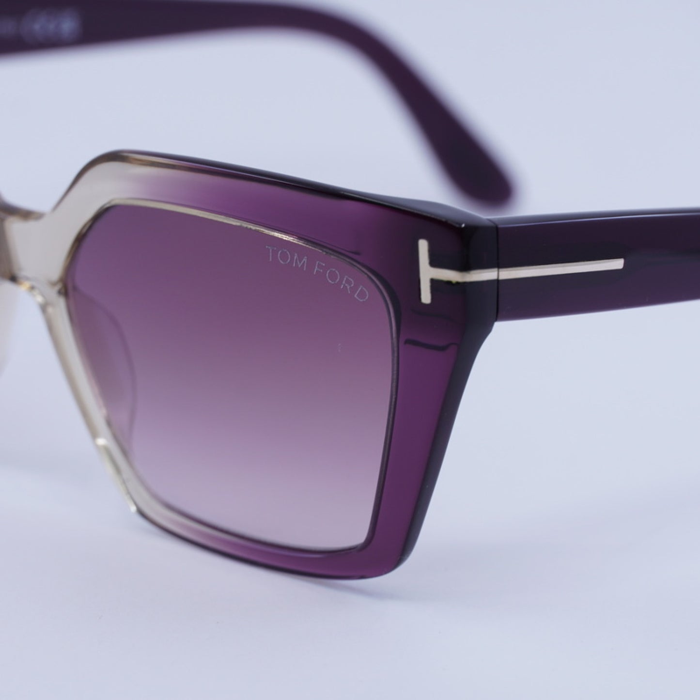 Lentes de Sol Tom Ford FT1030 83Z 53-15-140