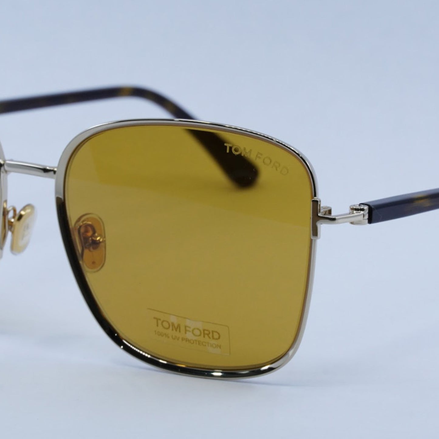 Lentes de Sol Tom Ford FT1029 32E 57-17-140