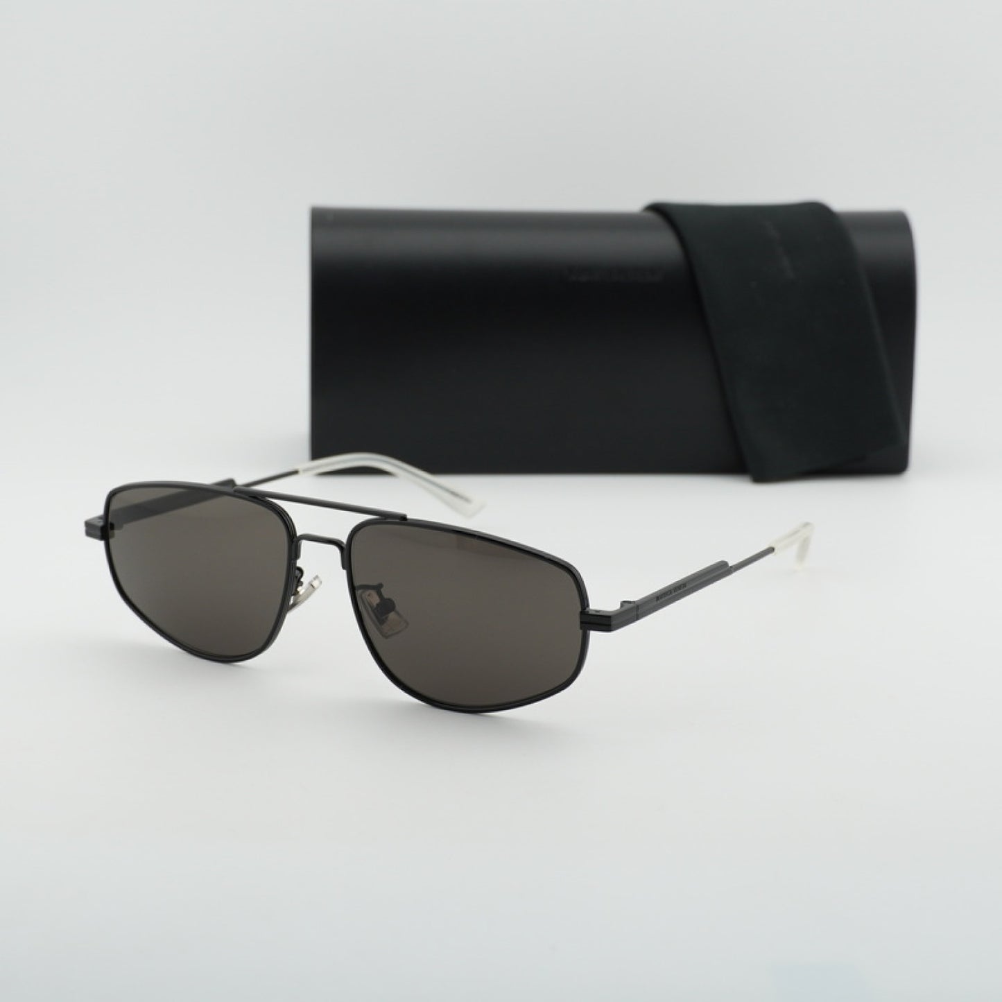 Lentes de Sol Bottega Veneta BV1125S 001 59-16-140