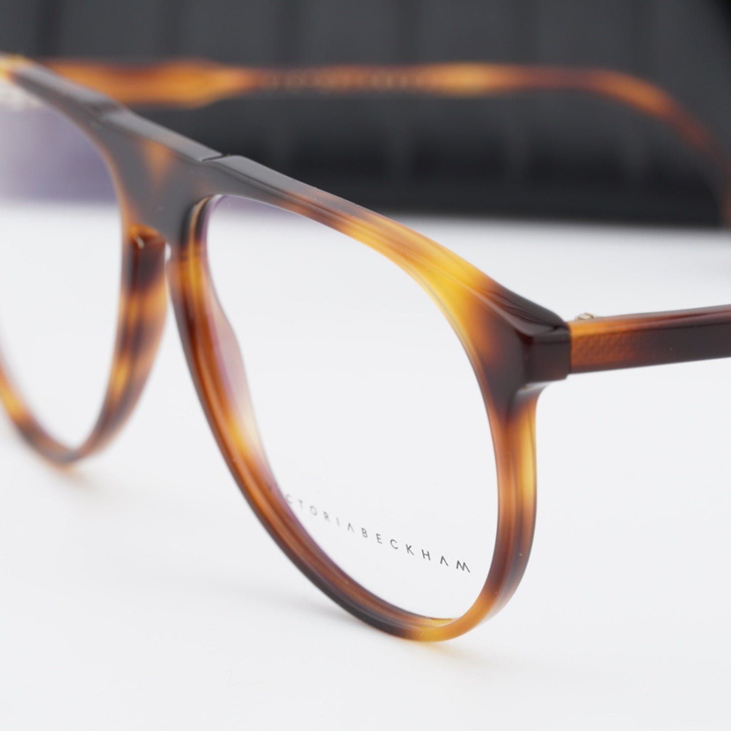 Armazón Oftálmico Victoria Beckham VB2602 215 58-13-140