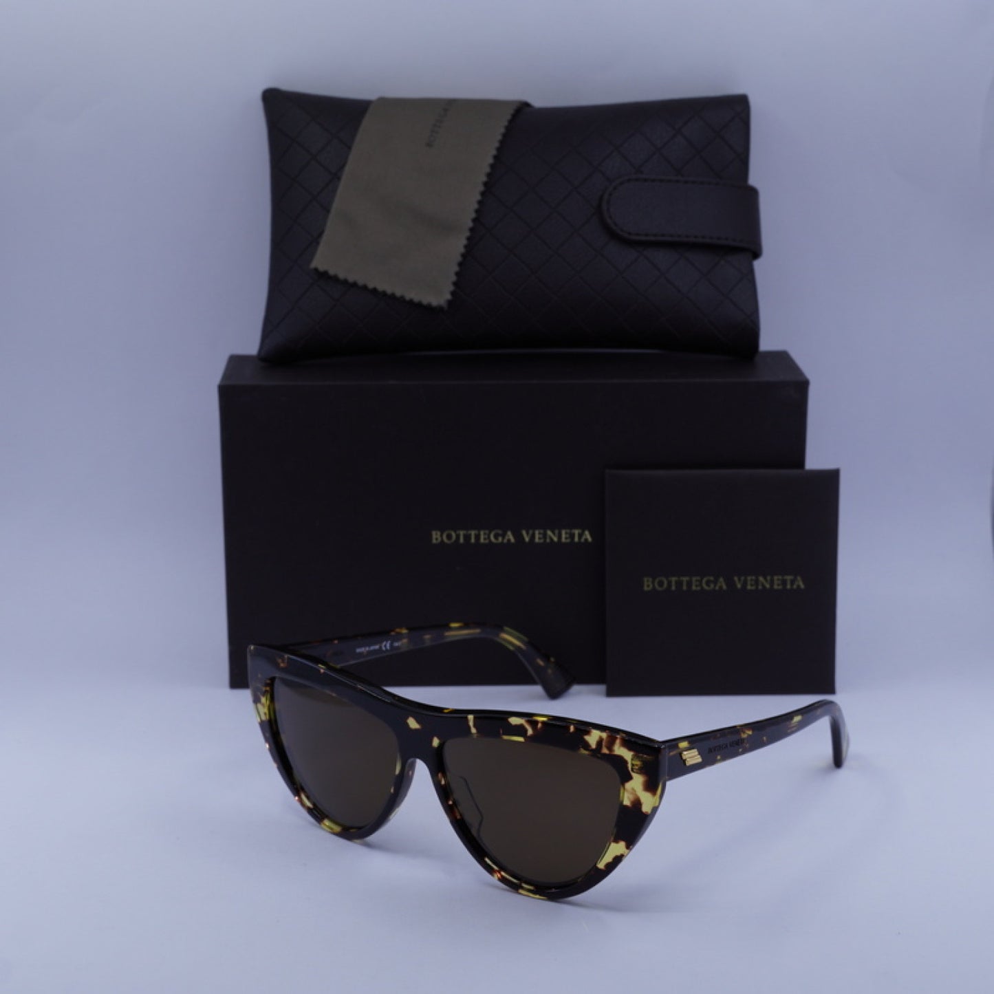 Lentes de Sol Bottega Veneta BV1018S 002 57-13-145