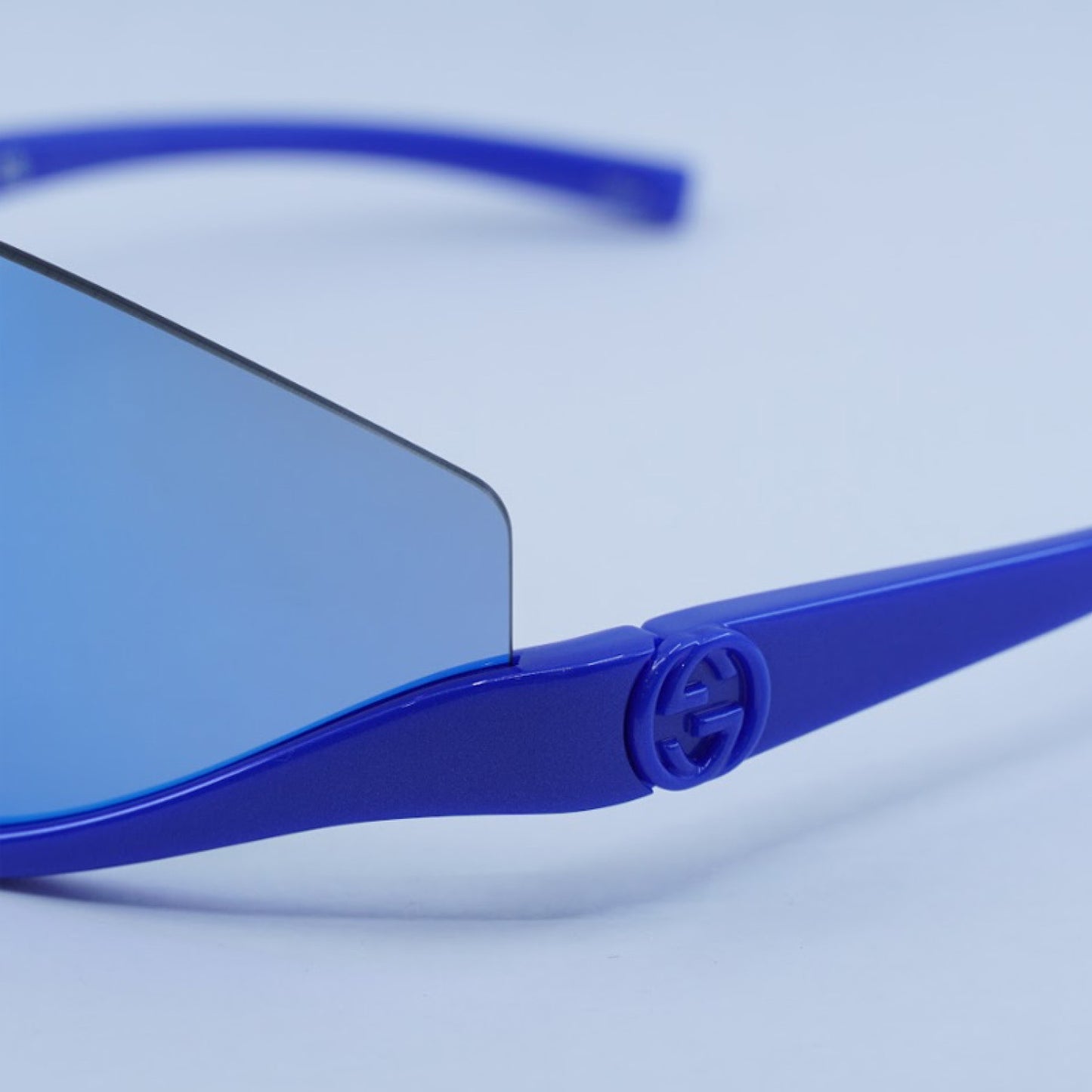 Lentes de Sol Gucci GG1650S 010 99-1-110