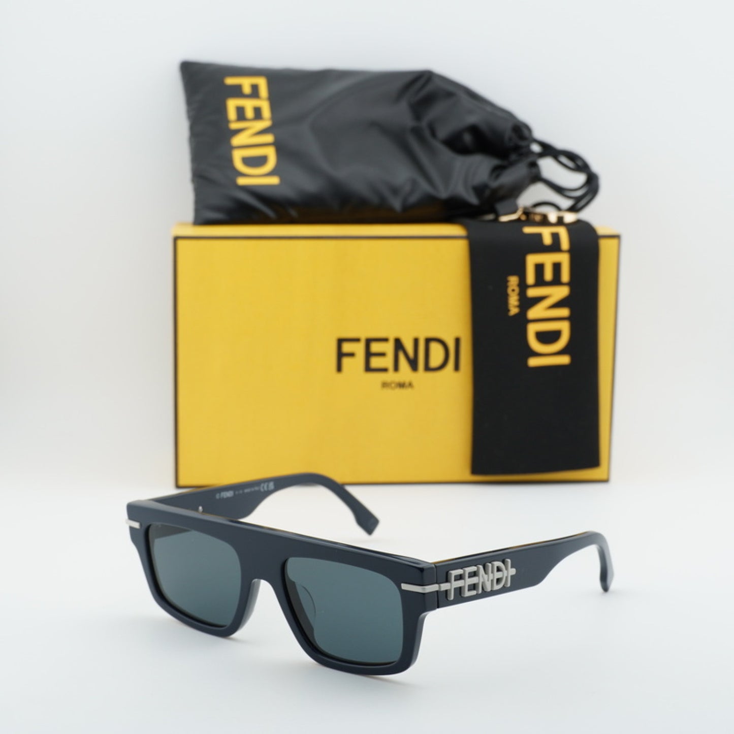 Lentes de Sol Fendi FE40091U 90A 54-19-145
