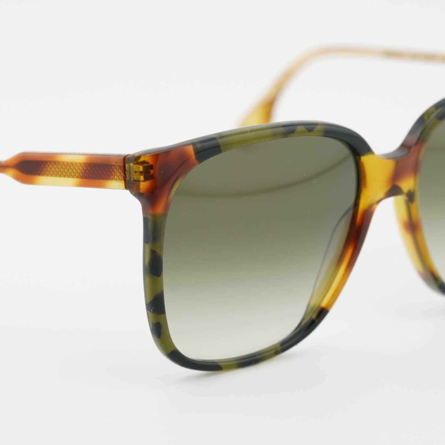 Lentes de Sol Victoria Beckham VB610SCB 225 59-16-145