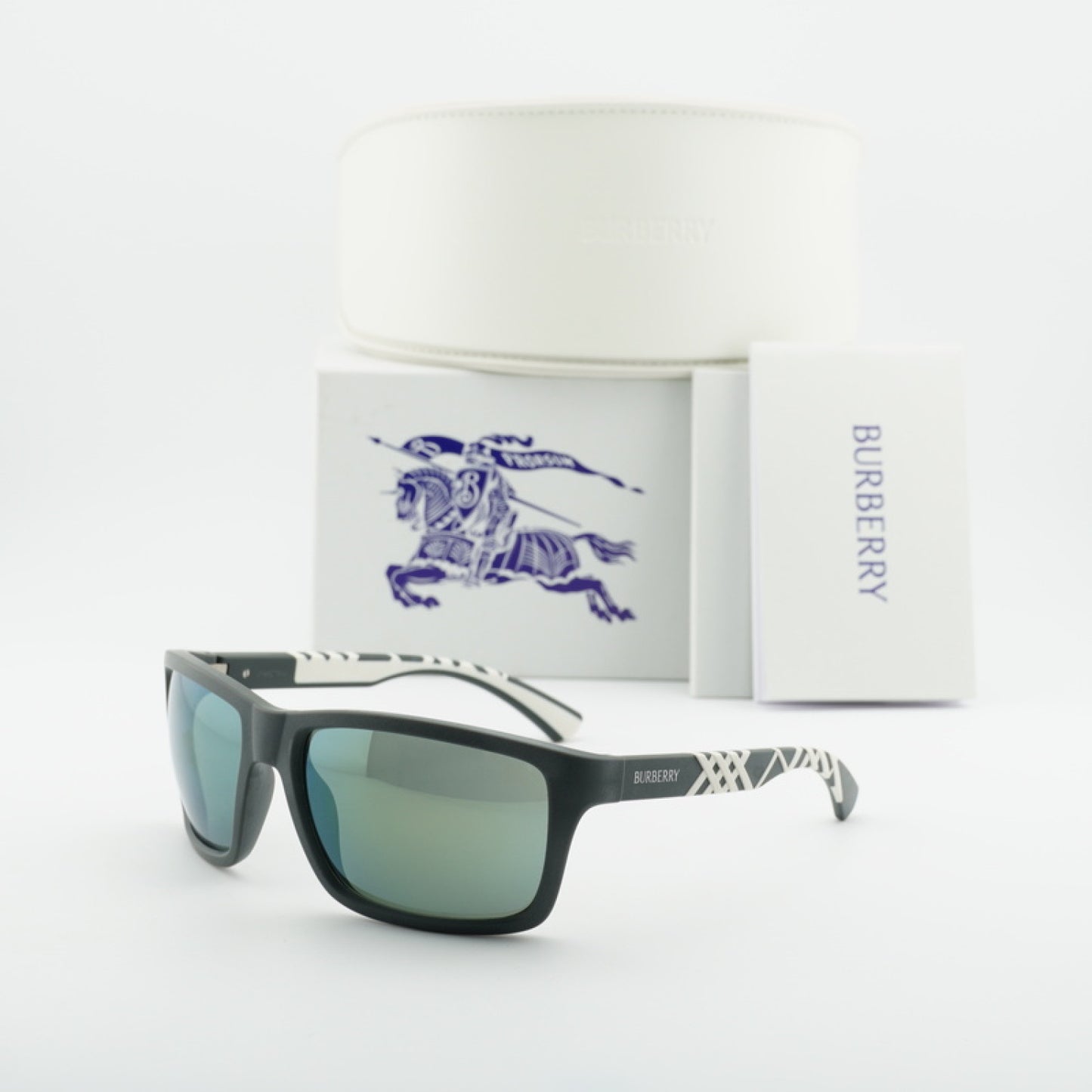 Lentes de Sol Burberry BE4483 42326R 60-18-130