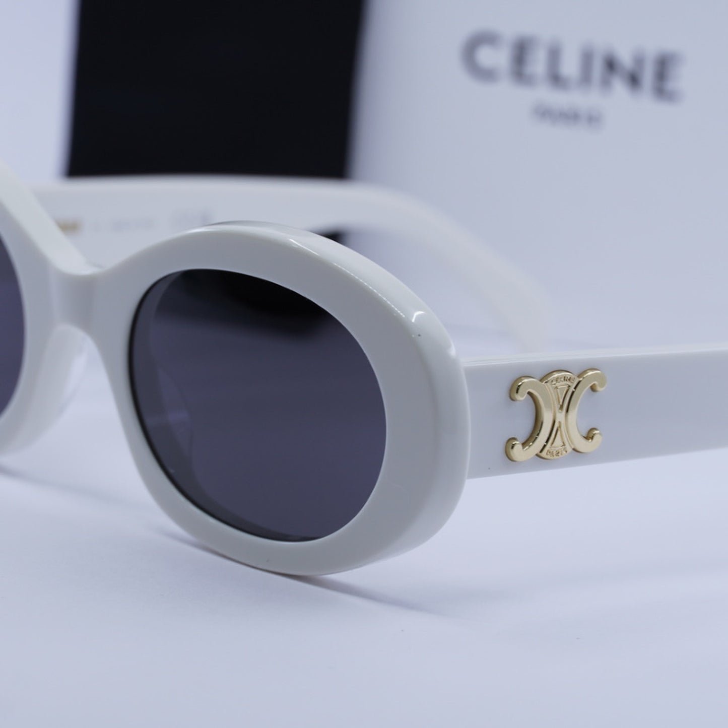 Lentes de Sol Celine CL40194U 25A 52-22-145