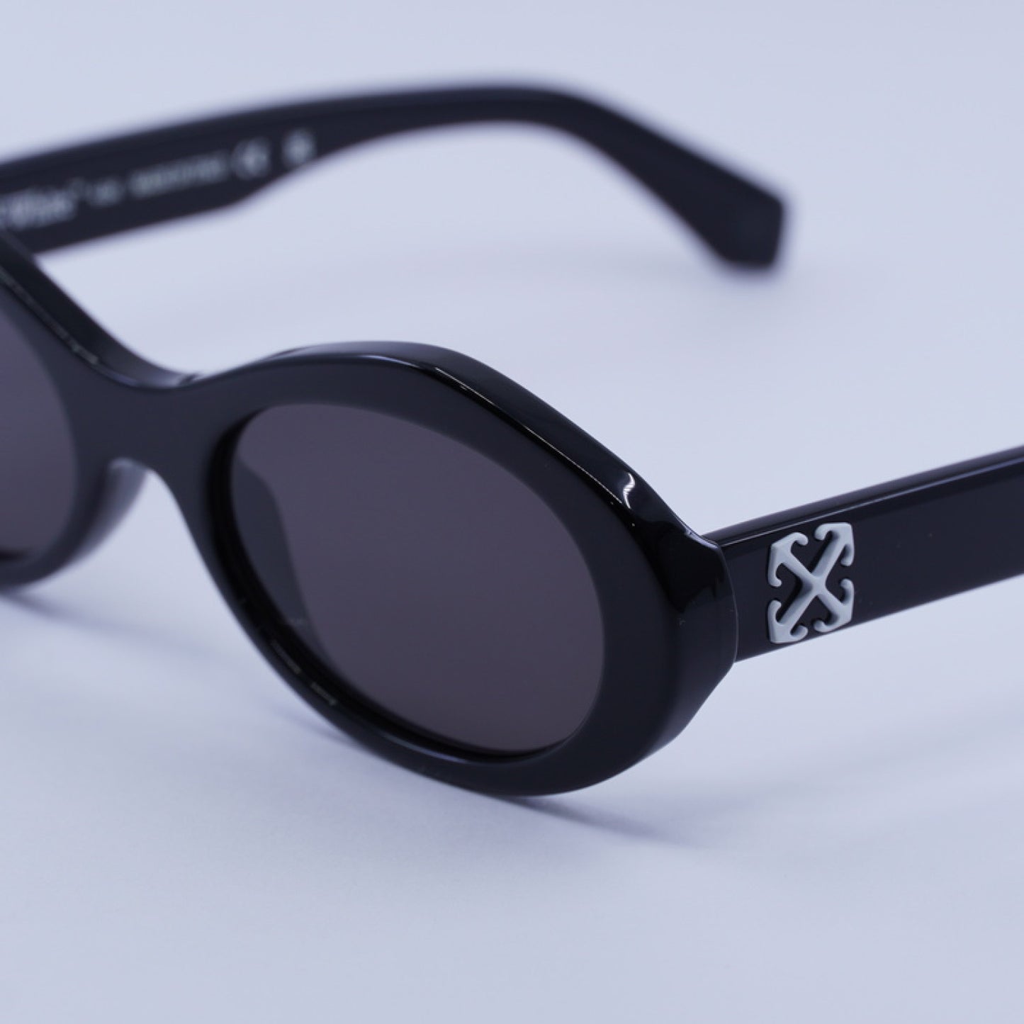 Lentes de Sol Off-White OERI13G EDISON 1007 55-20-145