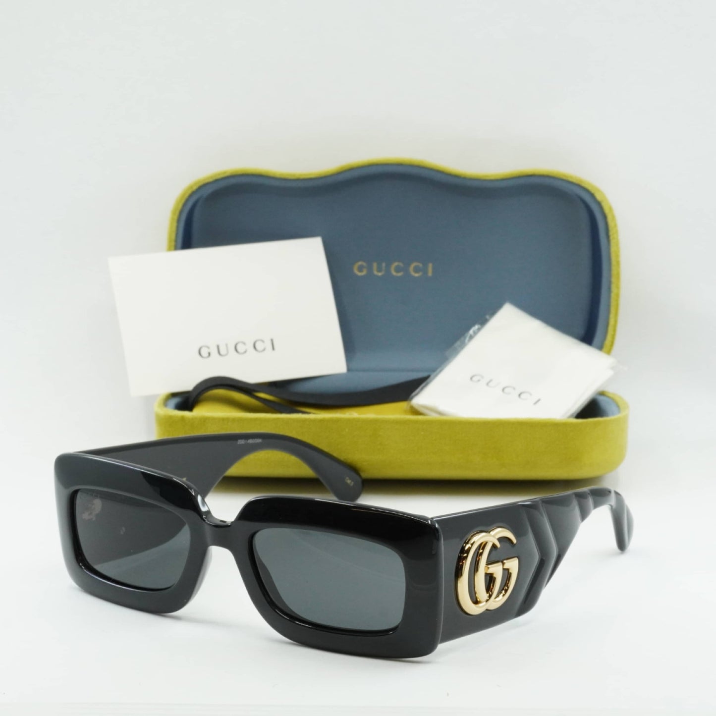 Lentes de Sol Gucci GG0811S 001 53-21-145