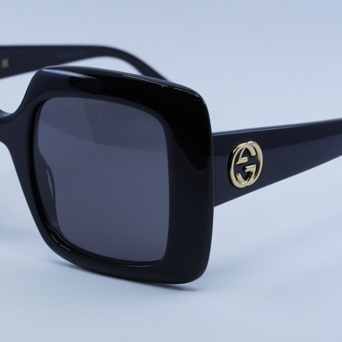 Lentes de Sol Gucci GG0896S 001 52-25-145