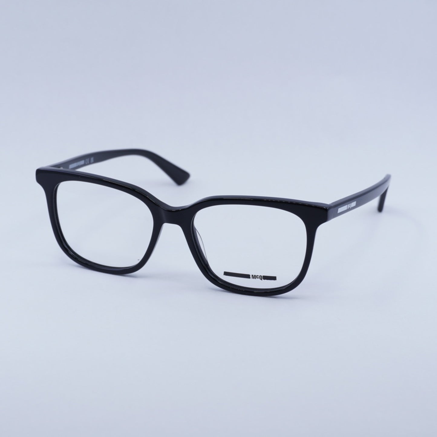 Armazón Oftálmico McQueen MQ0276O 001 52-16-140