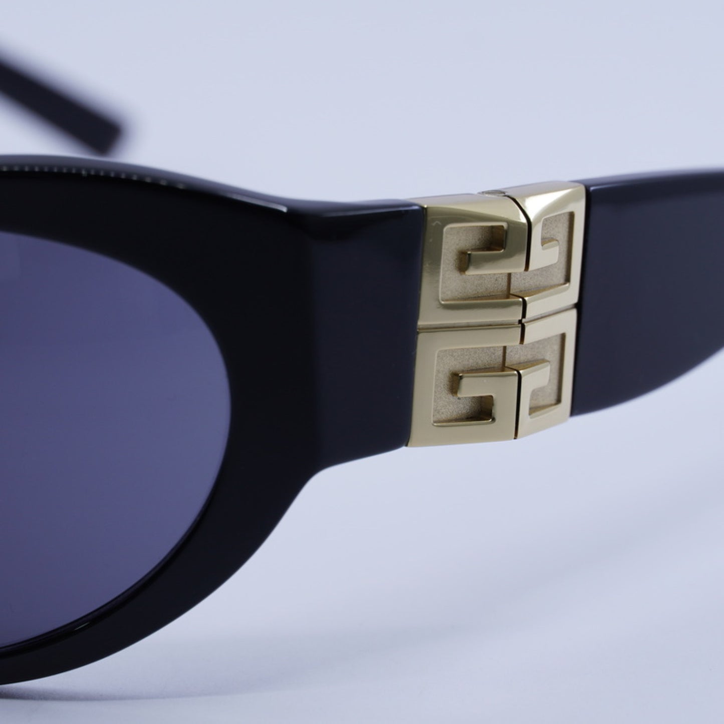 Lentes de Sol Givenchy GV40073I 01A 63-19-105